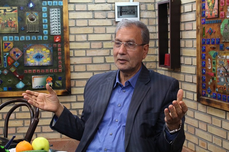 گلایههای صریح سخنگوی دولت از خبرسازیها علیه وزارت نفت: چرا چوب حراج به نجابت یک زن میزنید؟ /چه راحت آبرو میریزید