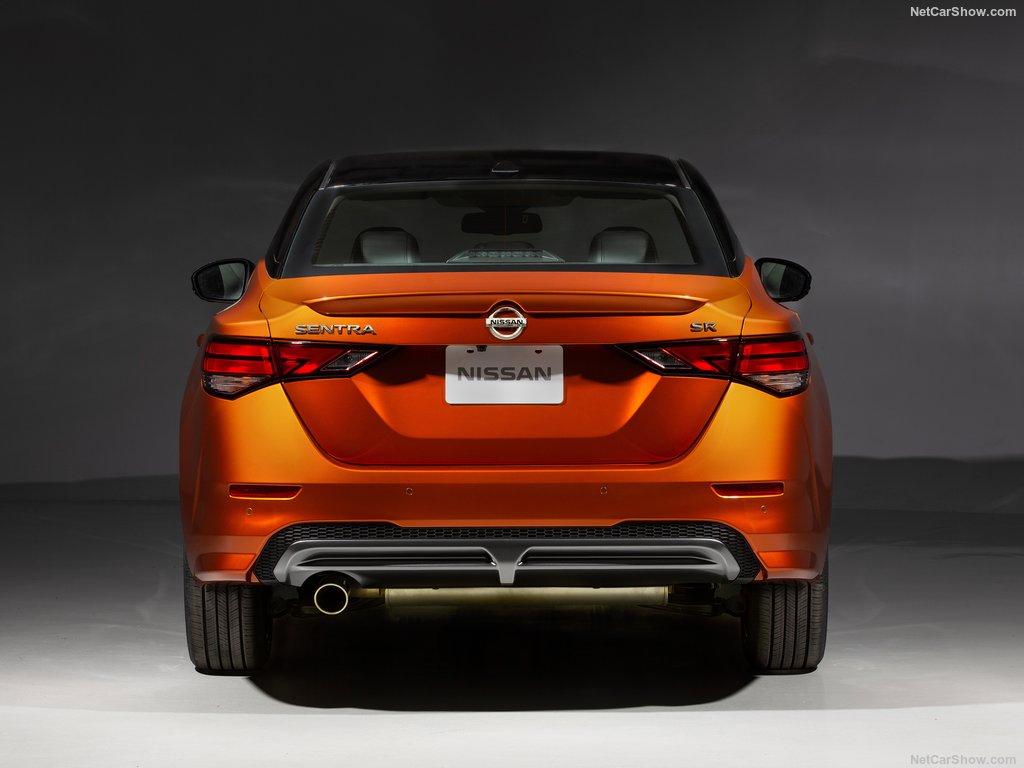 بررسی فنی نیسان سنترا + مشخصات