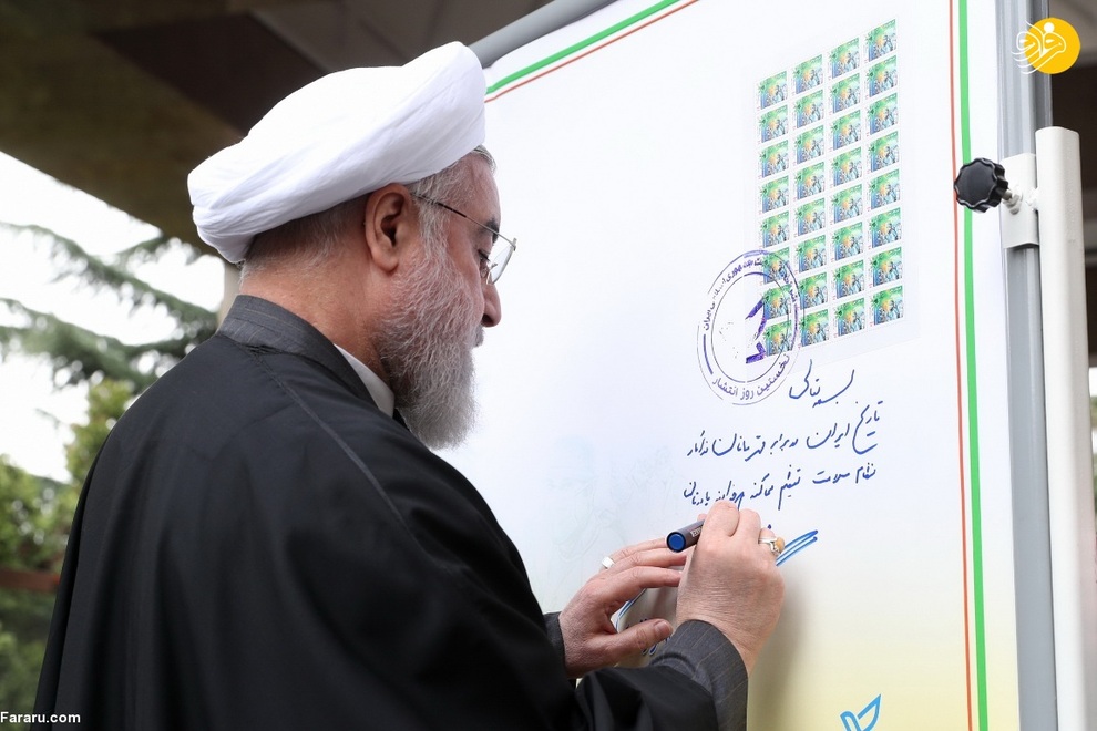 تصاویر آخرین جلسه هیات دولت در سال ۹۸