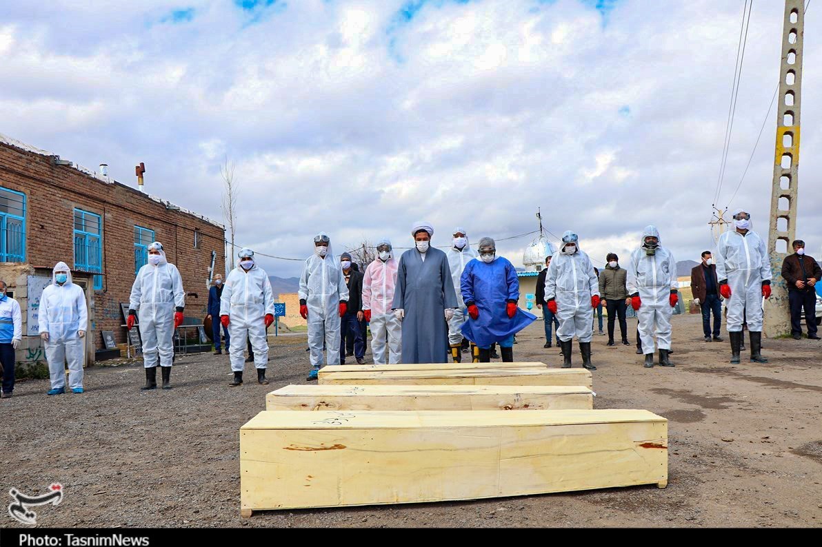 تدفین جانباختگان کرونایی در شهرستان اهر + تصاویر