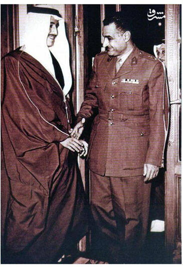 «الشرق الاوسط» لانه فساد جدید شاهزاده/ «سلمان» از چه زمانی با صهیونیستها ارتباط گرفت/ عمههایم مخالف دیدن زنان بدون حجاب بودند +عکس