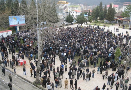 وعده‌های خنده‌‌دار بدهید، رای بیاورید!