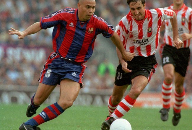 ۱۰ بازیکنی که بارسلونا آن‌ها را خیلی زود فروخت / عکس