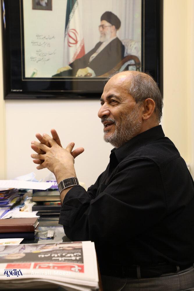 آیت الله هاشمی بنا داشت جنگ را تمام کند/ آمریکا قطعا وارد جنگ با ایران نمی‌شود/ موافق ادامه جنگ نبودم