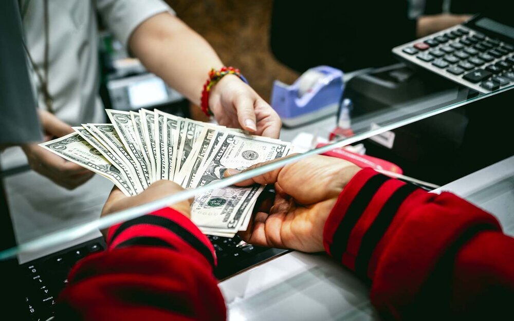 قیمت طلا، دلار، یورو، سکه و ارز امروز ۹۹/۰۷/۱۹