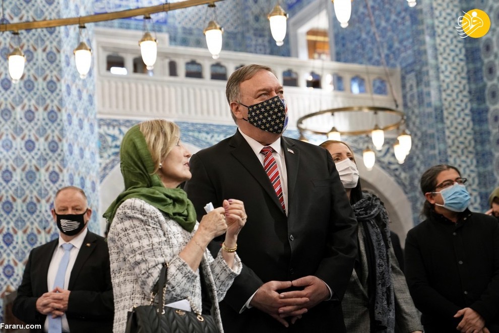 حضور مایک پمپئو در مسجد رستم پاشا استانبول/ عکس