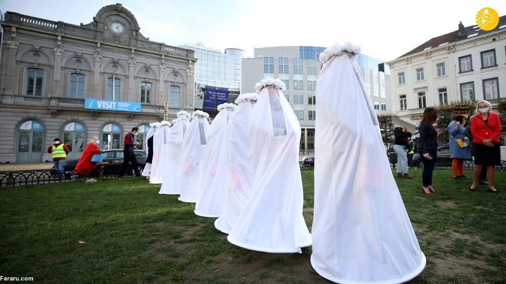 یک اعتراض متفاوت به خشونت علیه زنان/ عکس