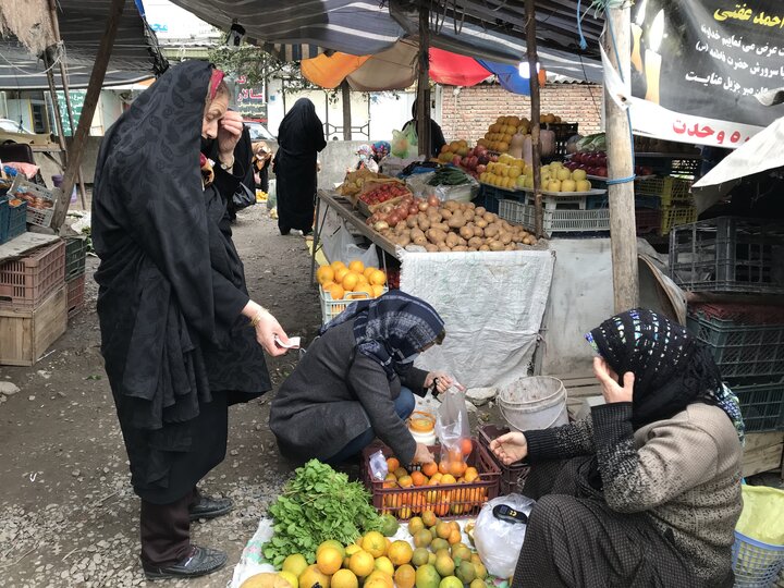 خود استثنایی بازارهای روز مازندران از محدودیتهای کرونایی