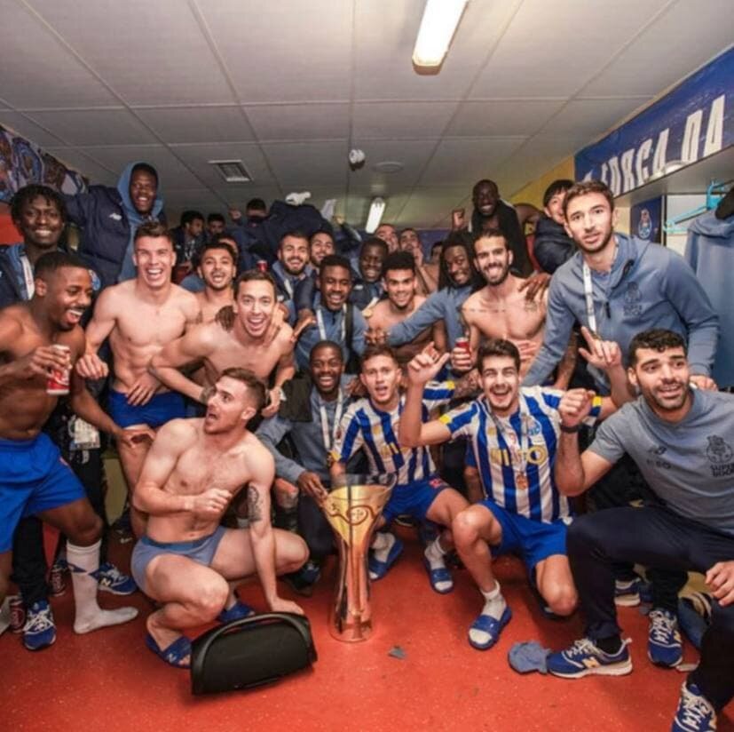 مهدی طارمی در جشن قهرمانی پورتو/ عکس