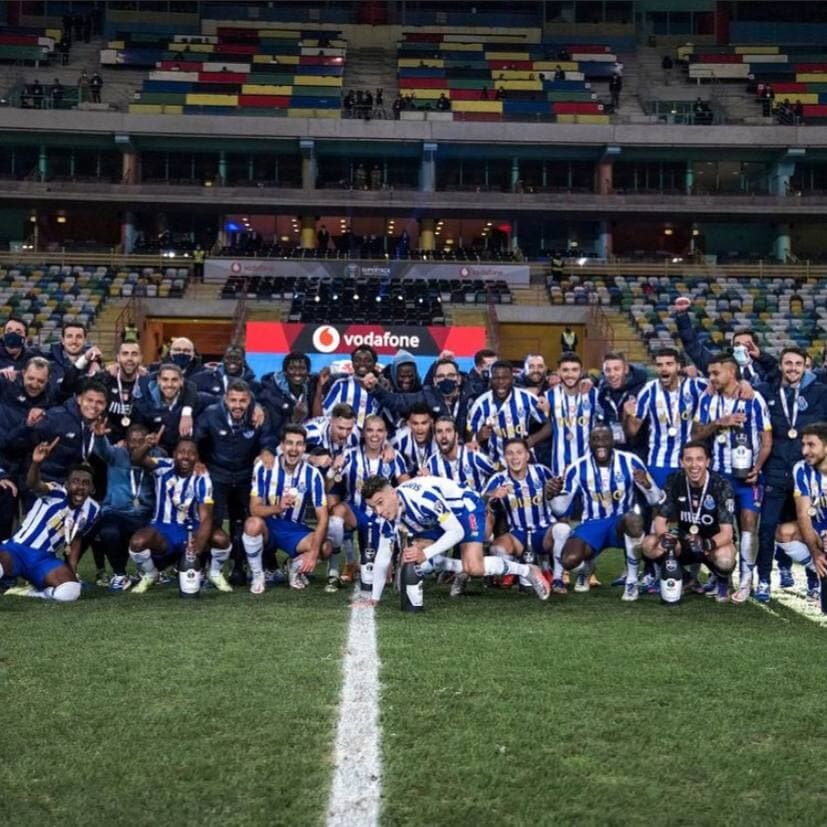 مهدی طارمی در جشن قهرمانی پورتو/ عکس