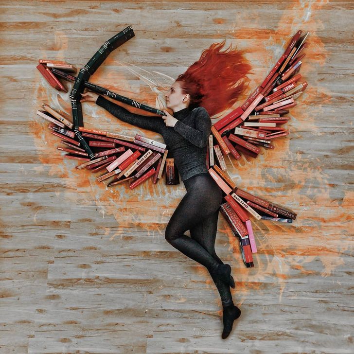 تصاویر خلاقانه دختری که علاقه خود به کتاب را با هنر درآمیخته