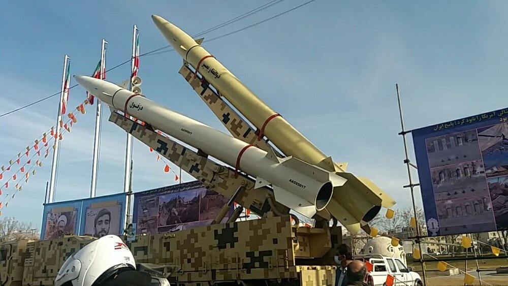 موشک های بالستیک سپاه پاسداران در خیابان های تهران +عکس