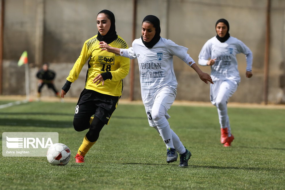 تصاویر‌ دیدار سپاهان و وچان در لیگ برتر فوتبال بانوان