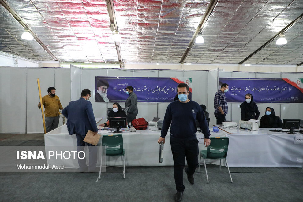 ثبت نام ششمین دوره انتخابات شورای شهر تهران/ تصاویر