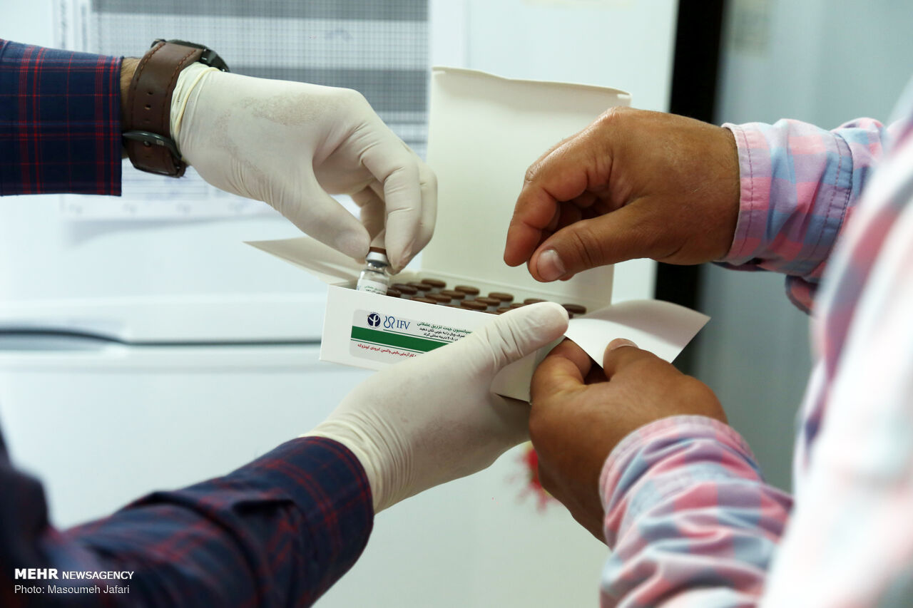 مجوز ورود واکسن کرونا فرصتی برای جذب گردشگران/رقبا در کمین هستند 