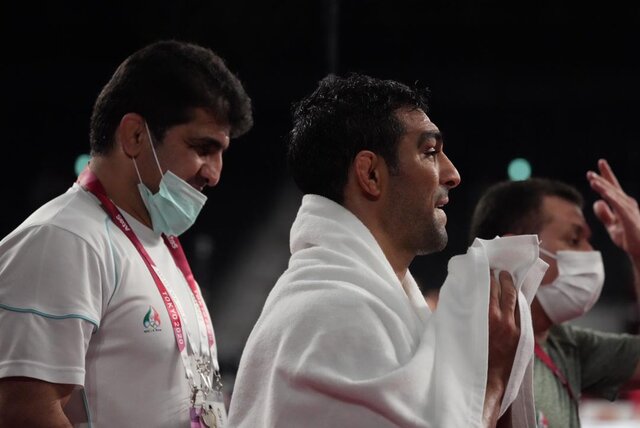 کشتیگیران ۳ دقیقهای حاصل ماهها اردوی شبانه روزی!/ وقتی روشهای سنتی دیگر جواب نمی دهد