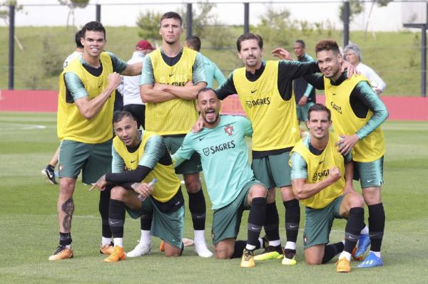 پیغام بازیکنان پرتغال به کارلوس کی‌روش (عکس)