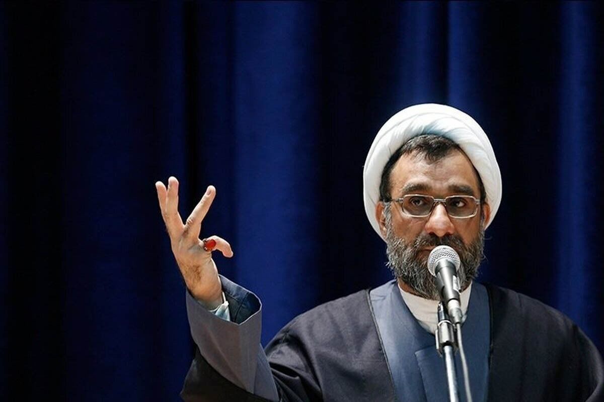 دبیر شورای عالی انقلاب فرهنگی: اگر سریالی در سکو‌هایی که سریال خانگی می‌سازند به تحکیم خانواده آسیب بزند کارشان جرم است؛ باید قوه قضائیه برخورد کند