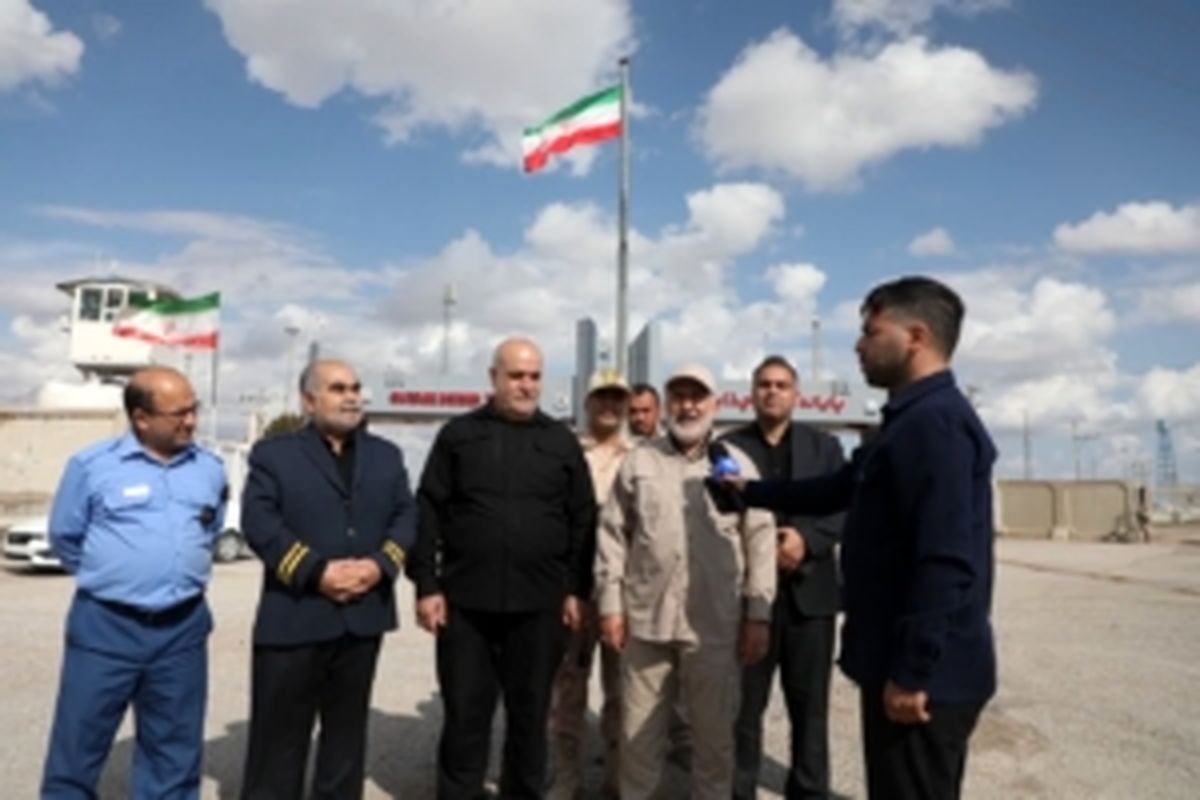 استاندار خوزستان: روند عبور مسافران و انتقال کالا در مرز چذابه بدون مشکل ادامه دارد 