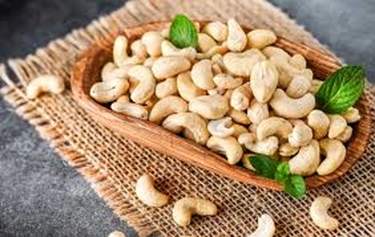 بادام هندی کیلویی یک میلیون شد؛ کار به فروش قسطی آجیل رسید!