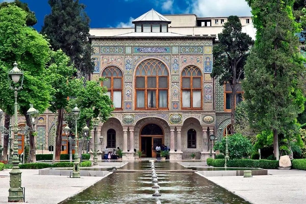 کاخ گلستان باز شد

