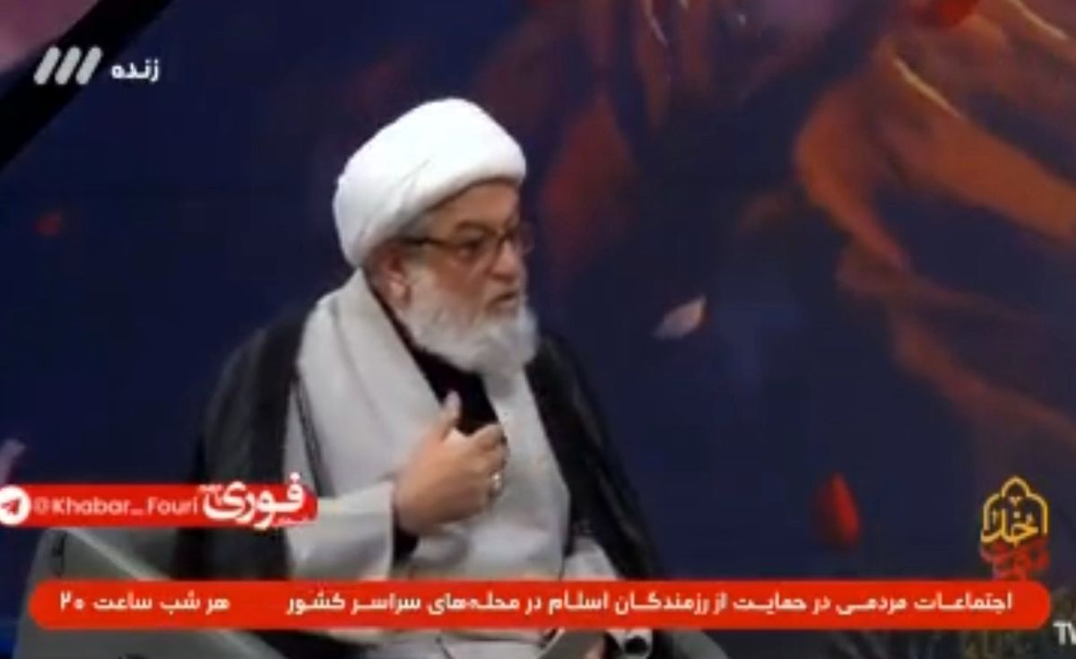 شنیده شدن صدای انفجار شدید در پخش زنده تلویزیونی | فیلم