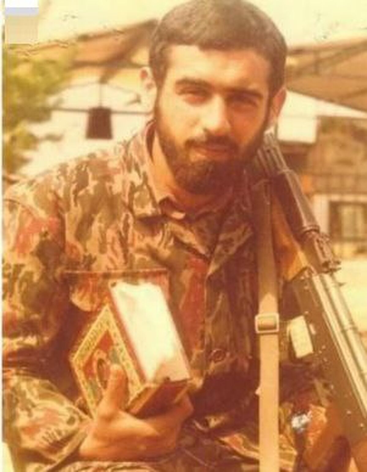 پیکر شهید جزیره مجنون پس از 13 سال  سالم بود!