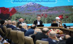 پزشکیان: هرکس بهتر، عادلانه‌تر و کم‌هزینه‌تر عمل کند و رضایت مردم را جلب کند، حق با اوست
