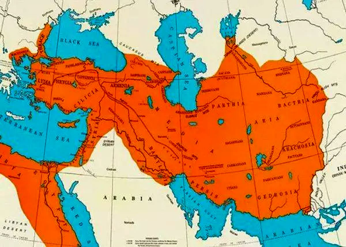 ایران چگونه تکه تکه و کوچک شد؟