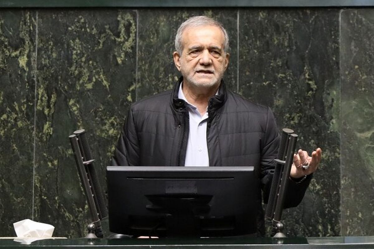 پزشکیان: حکومت‌هایی که به مردم نمی‌رسند سرانجام گرفتار عذاب الهی خواهند شد/ اگر چه افزایش ۲۰ درصدی حقوق کارکنان با تورم تناسبی ندارد، اما سعی کردیم با افزایش معافیت‌های مالیاتی تا حدی جبران کنیم