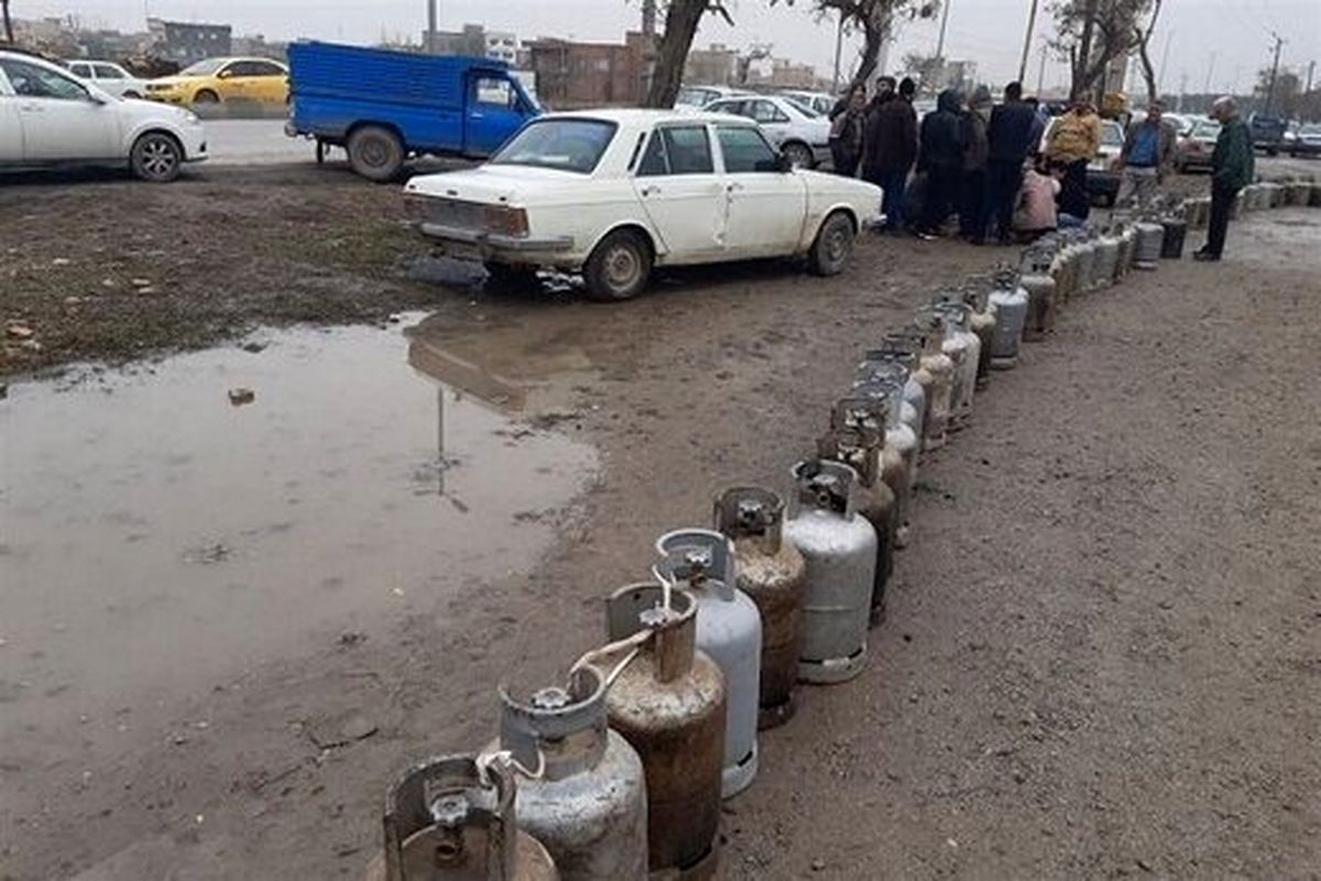 احمدی نژاد تصویب کرد، روحانی متهم شد / شرکت ذخیره سازی گاز ادغام شد، نه منحل