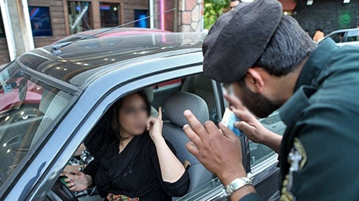 قوه قضاییه: کشف حجاب در داخل خودرو جرم است/ فضای داخل خودرو، حریم شخصی نیست