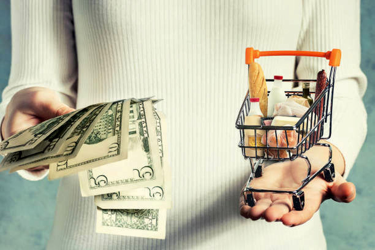 تورم فزاینده و سکوت دولت/ دلار هر روز رکورد می‌زند