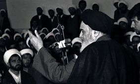 جرقه نهضت امام از کجا زده شد؟/ چرا امام سال ۴۲ اعلام کردند که عید نداریم؟