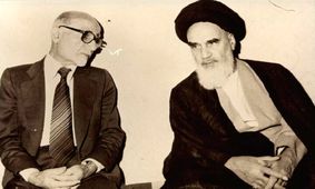 نامه سرگشاده مهندس بازرگان به امام خمینی در مرداد ۵۹/ مدیریت و مسئولیت یک مسئله است، احساسات و شور و شعار مسئله دیگر