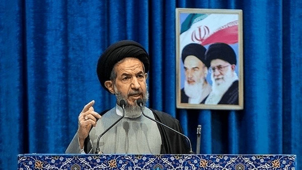 آغاز نماز جمعه تهران در مصلی امام خمینی(ره)