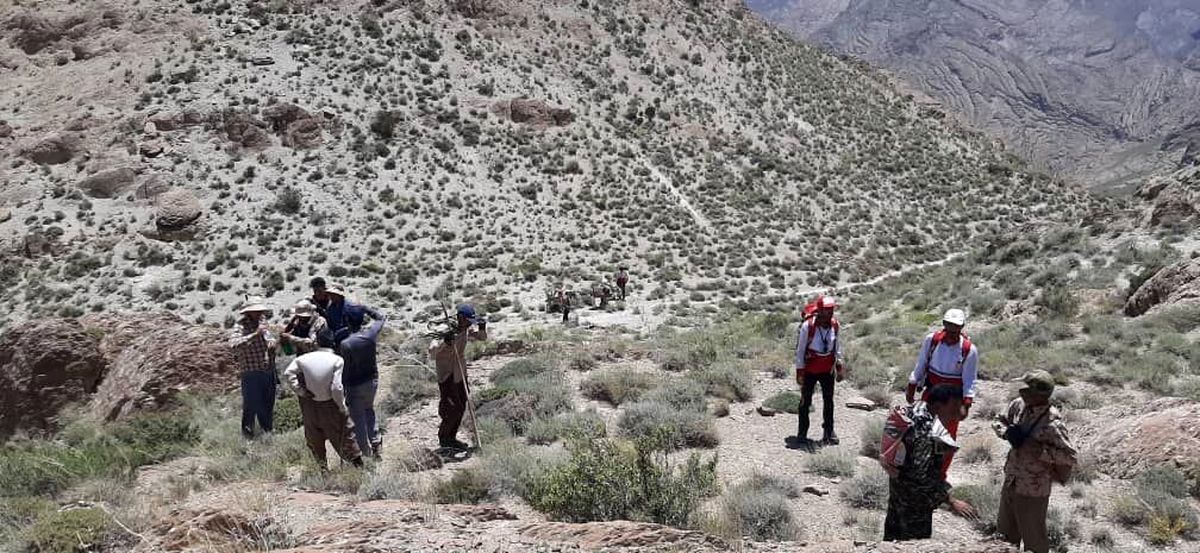 عملیات جست و جو در شب برای یافتن "آی نور" دختر بچه الیگودرزی ادامه دارد


