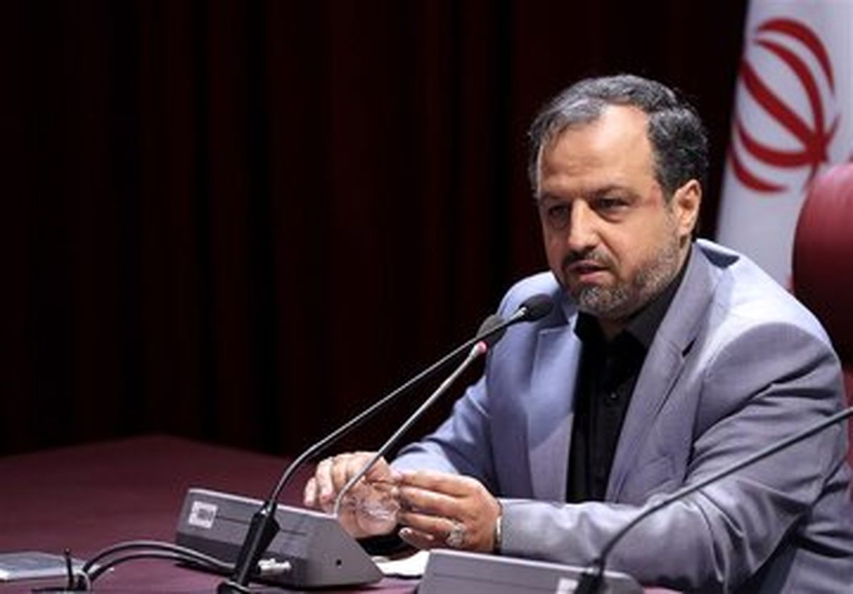افکار عمومی را نمی توانید فریب بدهید، پس خودتان را هم فریب ندهید؛ خاندوزی وزیر اقتصاد باشد یا نباشد، هیچ فرقی نمی کند