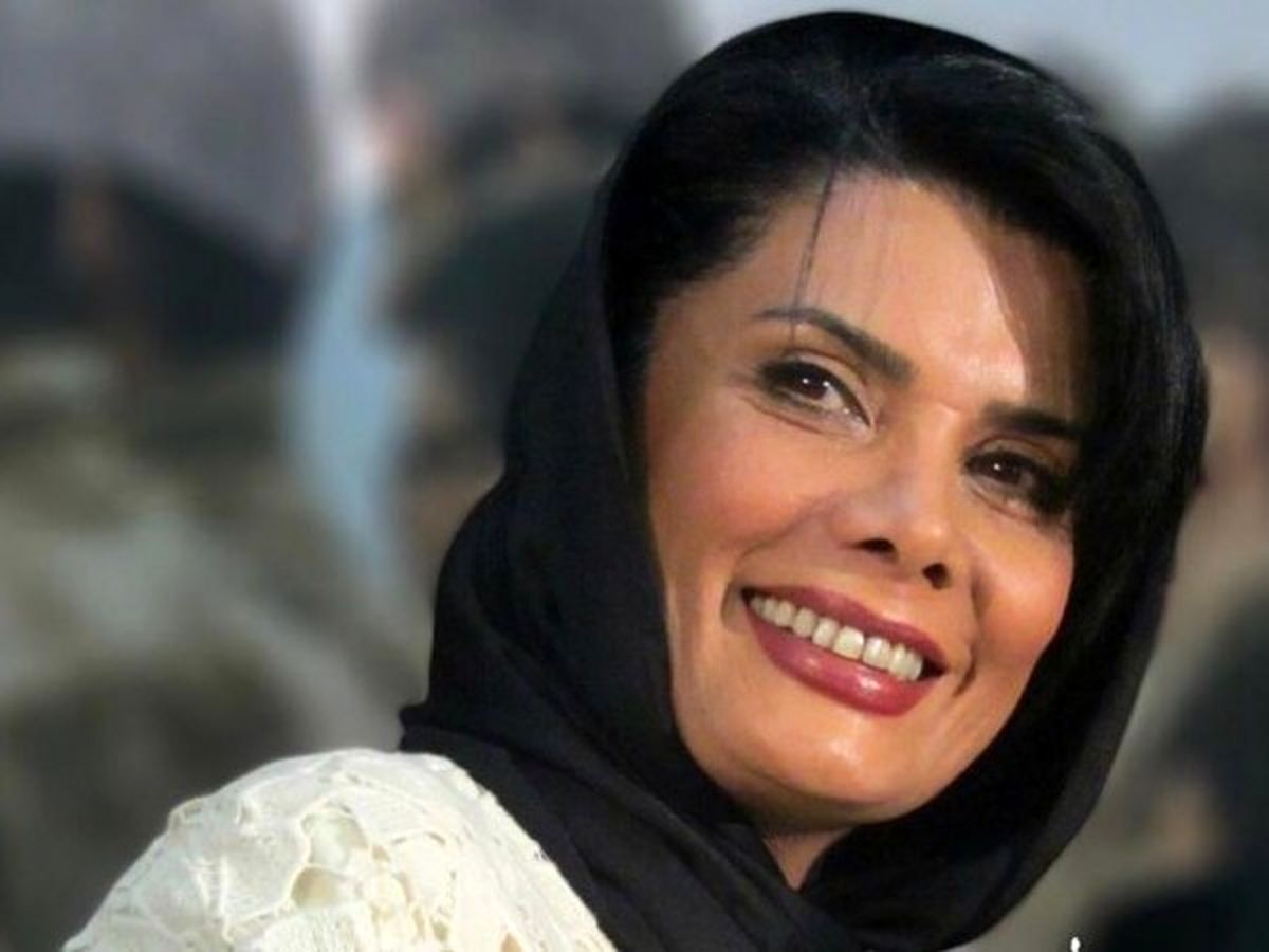عاطفه رضوی: از جنگ و جنگ‌طلب‌ها بیزارم