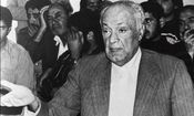 مالک نخستین آسمان‌خراش ایران تیرباران شد؛ ۱۹ اردیبهشت ۵۸