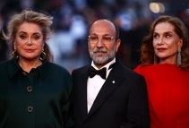 پایان نمایش فیلم «داستان‌های موازی» اصغر فرهادی در جشنواره کن با تشویق ۷ دقیقه‌ای همراه شد/ ویدئو
