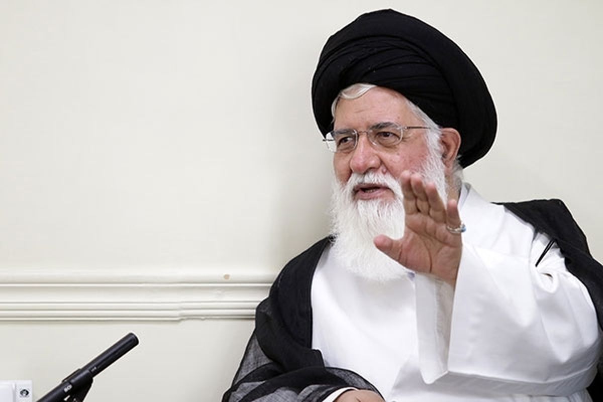 علم الهدی: مشهد جای گردشگر نیست جای زائر است؛ گردشگر باید برود مازندران/ در مشهد، اصطلاح «گردشگر» و «شهروند» جایگاهی ندارد/ به محض دیدن دختر بی حجاب نباید به او توهین کنیم

