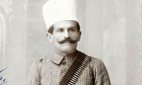سفر به تاریخ؛ عکسی که سردار بختیاری در دوران قاجار به دوست انگلیسی‌اش هدیه داد