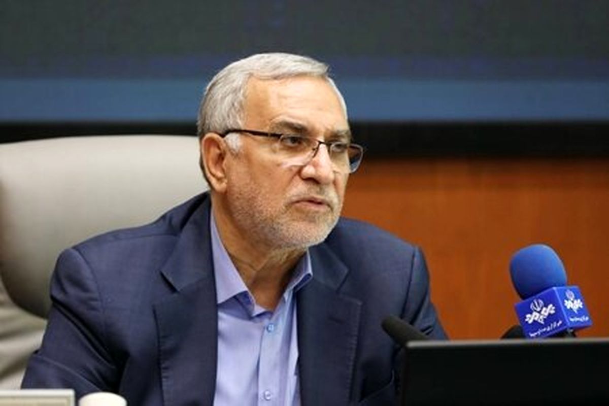 توضیحات وزیر بهداشت درباره عرضه شیرخشک در کشور