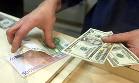 فضای روانی عامل افزایش نرخ ارز است/ انجام معاملات روان در بازار متشکل ارزی