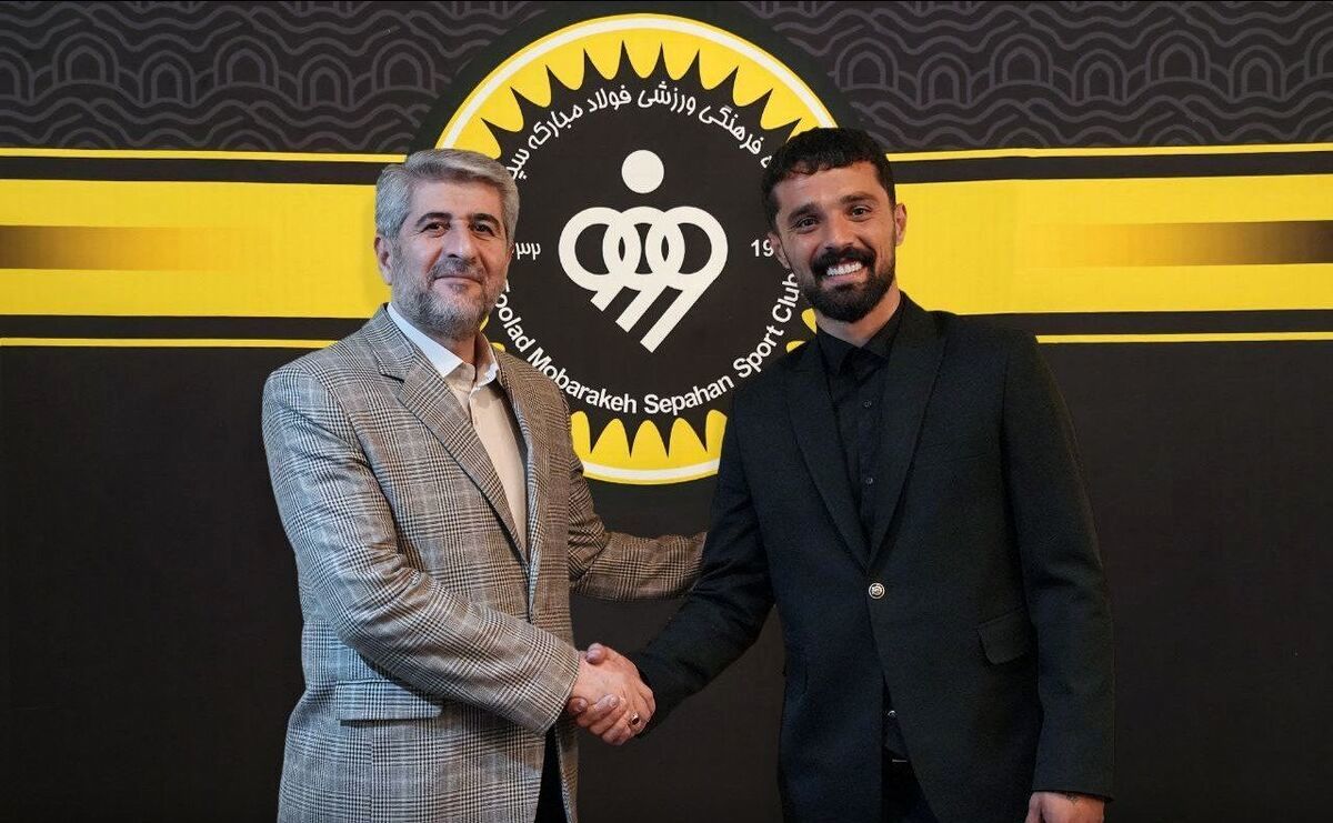 بازیکن مدنظر آبی‌ها با سپاهان تمدید کرد

