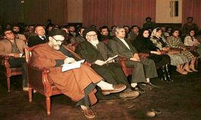 شهید بهشتی، نیرو فرستاد تا از حمله تندروها به تظاهرات علیه حجاب اجباری جلوگیری کنند/ پدر درباره حجاب، مخالف اجبار و حامی اقناع بود