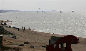 کمک‌رسانی مصر و اردن به سکنه غزه با عملیات هلی‌برن

