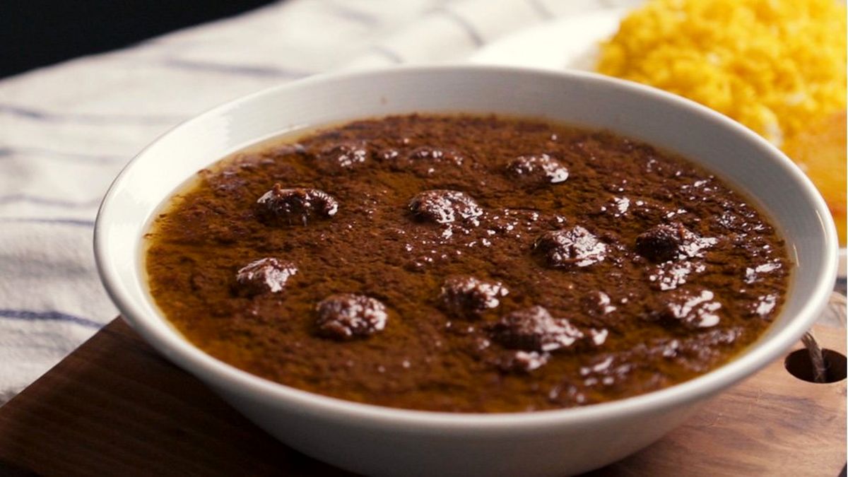 طرز تهیه خورش فسنجان با گوشت