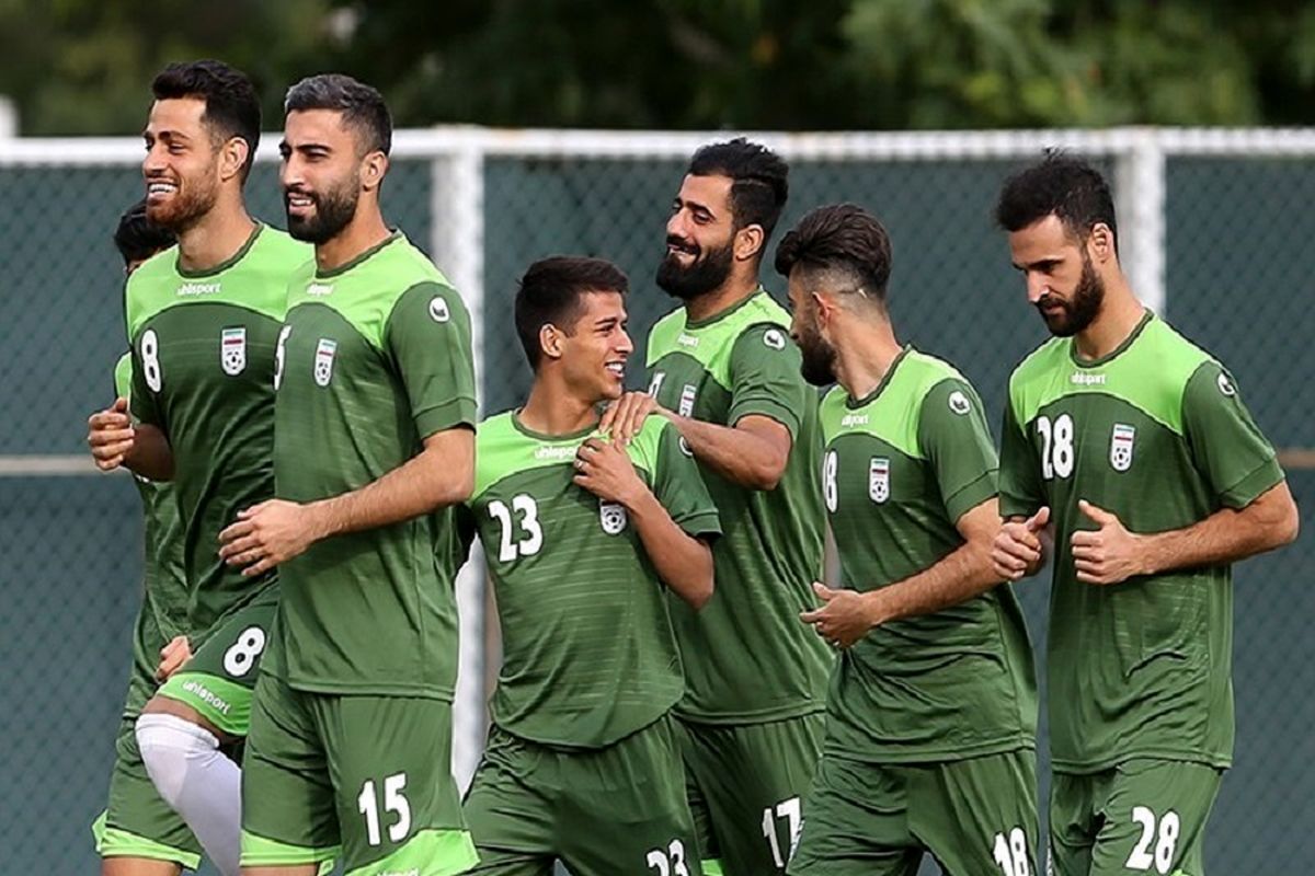 سناریویی برای نابودی تیم ملی/ گزارشی از بی‌برنامگی فدراسیون فوتبال و بی‌توجهی اسکوچیچ